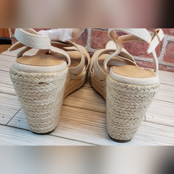 Coutgo wedge-heeled sandals with ankle straps size 8½ NWOT (sa203) - Picture 8 of 11